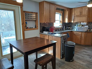 24 Hammond Acres, Charlestown, NH 03603 - photo 2