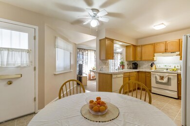 14001 N Newcastle Dr, Sun City, AZ 85351 - photo 3