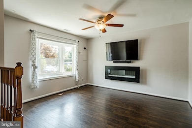 1002 N Glen Dr, Glen Mills, PA 19342 - photo 3