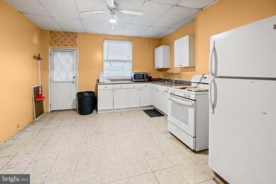 3010 Chesterfield Ave, Baltimore, MD 21213 - photo 7