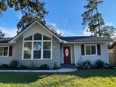 7076 Holiday Hill Ct, Jacksonville, FL 32216 - photo 4