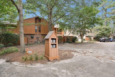 2100AlbertCircle-03