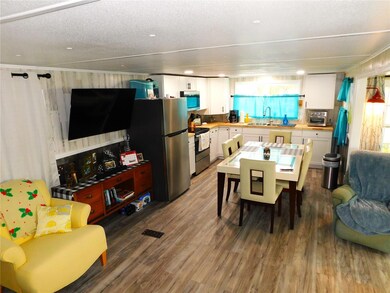 37320 8th Ave, Zephyrhills, FL 33542 - photo 6