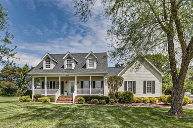 2769 Hayfield Dr, Asheboro, NC 27205 - photo 2