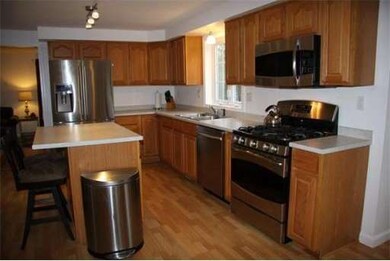 73 Photine Dr, Lowell, MA 01854 - photo 4