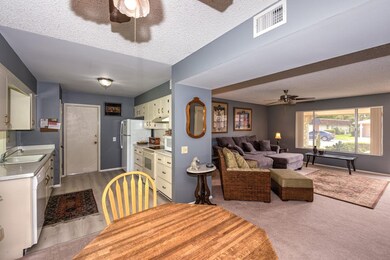 004_Dining and Kitchen