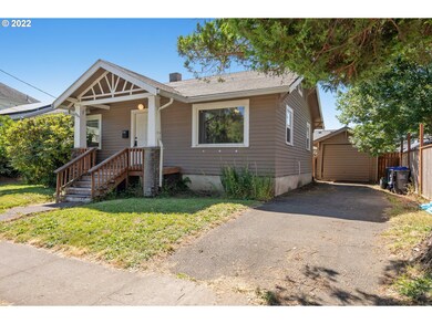 7905 N Van Houten Ave, Portland, OR 97203 - photo 3