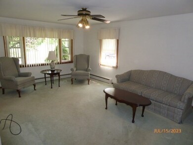 34 Auburn St, Chicopee, MA 01013 - photo 6