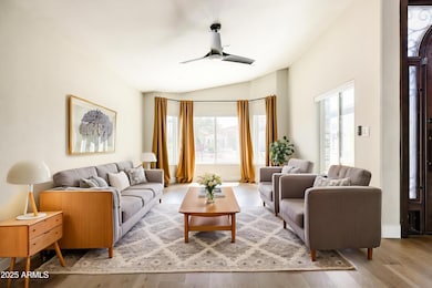 6174-E-Janice-Wy-27_09 - Living Room - S