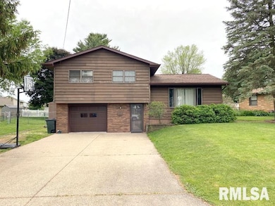 418 Longbow Dr, Peoria, IL 61604 - photo 2