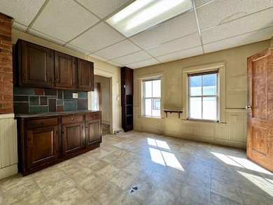 29 Hopkins St, Rutland, VT 05701 - photo 6