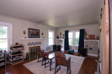 323 Glendale (11 of 27)