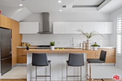 Breakfast Bar