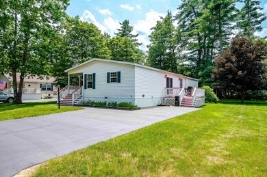 31 Temple Dr, Rochester, NH 03868 - photo 2