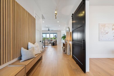 5.Entry Hall