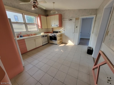 838 Main St, Paterson, NJ 07503 - photo 6