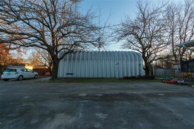 2004 Maplewood Dr, Gainesville, TX 76240 - photo 3