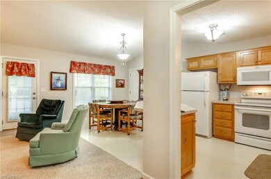 1241 E Mine St, Asheboro, NC 27205 - photo 5