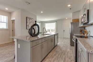 Granite countertops with backsplash included! Phot