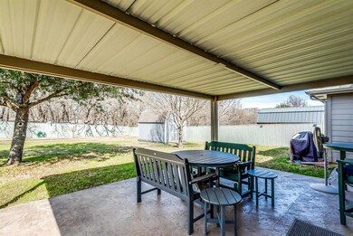 322 Dalhart Dr, Weatherford, TX 76086 - photo 2