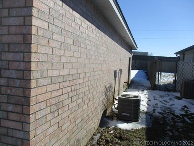 4220 E 97th St N, Sperry, OK 74073 - photo 3