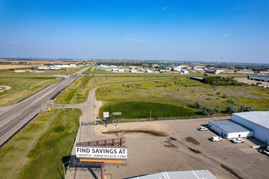 4224 4th St unit 3 Lots, Minot, ND 58703 - photo 3
