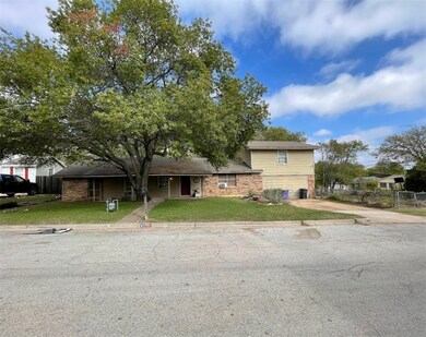 8208 Downe Dr, Fort Worth, TX 76108 - photo 6
