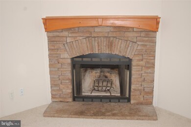 6104 Maslock Ln, Spotsylvania, VA 22551 - photo 6