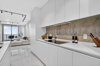 700 NE 23rd St unit 3206, Miami, FL 33137 - photo 4