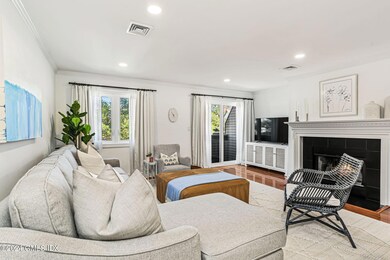 453 E Putnam Ave unit 3I, Cos Cob, CT 06807 - photo 5