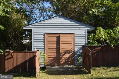 1216 Rock Hill Rd, Pasadena, MD 21122 - photo 3