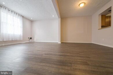 12547 Coral Grove Place, Germantown, MD 20874 - photo 7