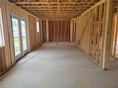 3507 Swanley Dr, Greensboro, NC 27405 - photo 4