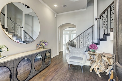 935 S Lacey Garden Loop, Houston, TX 77018 - photo 4