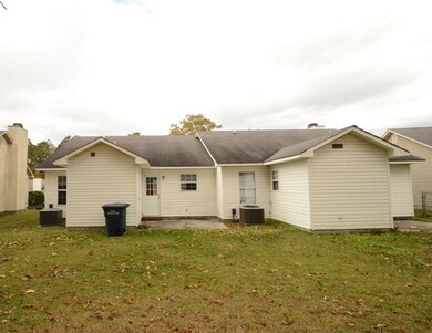 156 Brenda Dr, Jacksonville, NC 28546 - photo 2