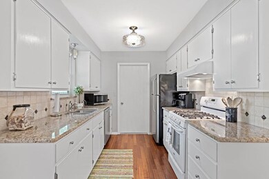 504 Cora St, Fredericksburg, TX 78624 - photo 6