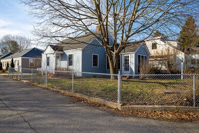 33 Goodrich St, Kittery, ME 03904 - photo 3