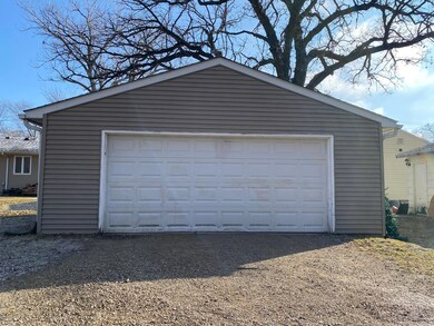 722 S 1st Ave, Albert Lea, MN 56007 - photo 2