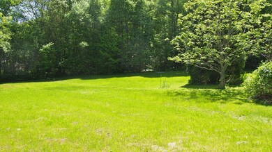 88 Hockanum Rd, Hadley, MA 01035 - photo 3