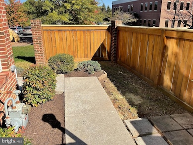 135 Whiskey Creek Cir, Frederick, MD 21702 - photo 3