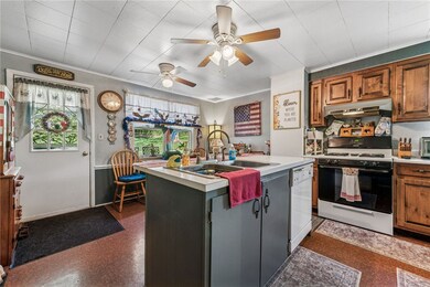 1418 Willow Rd, Shelocta, PA 15774 - photo 5