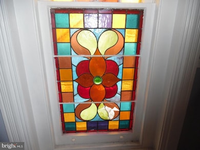 57 E Stratford Ave, Lansdowne, PA 19050 - photo 3