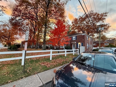 230 Lafayette Place unit 2C, Englewood, NJ 07631 - photo 2