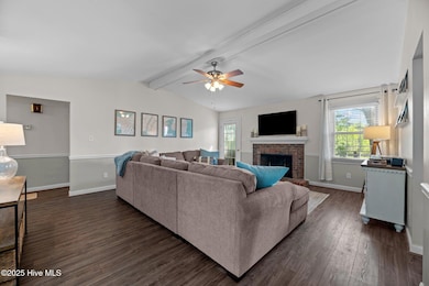 212 Outrigger Rd New Bern NC 28562