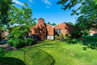 1118 Eastridge Dr, New Albany, IN 47150 - photo 5