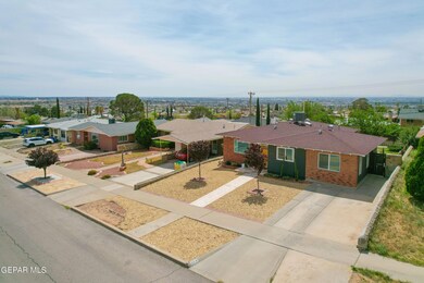 2714 Mountain Ave, El Paso, TX 79930 - photo 4