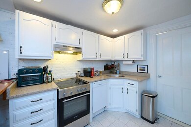 462 Beacon St unit 2, Boston, MA 02115 - photo 5