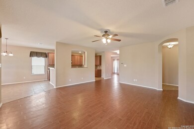 10826 Bramante Ln, Helotes, TX 78023 - photo 4