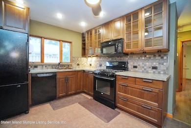38 Glenwood Ave, Staten Island, NY 10301 - photo 5