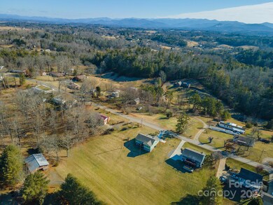 124 Martin Branch Rd, Leicester, NC 28748 - photo 6